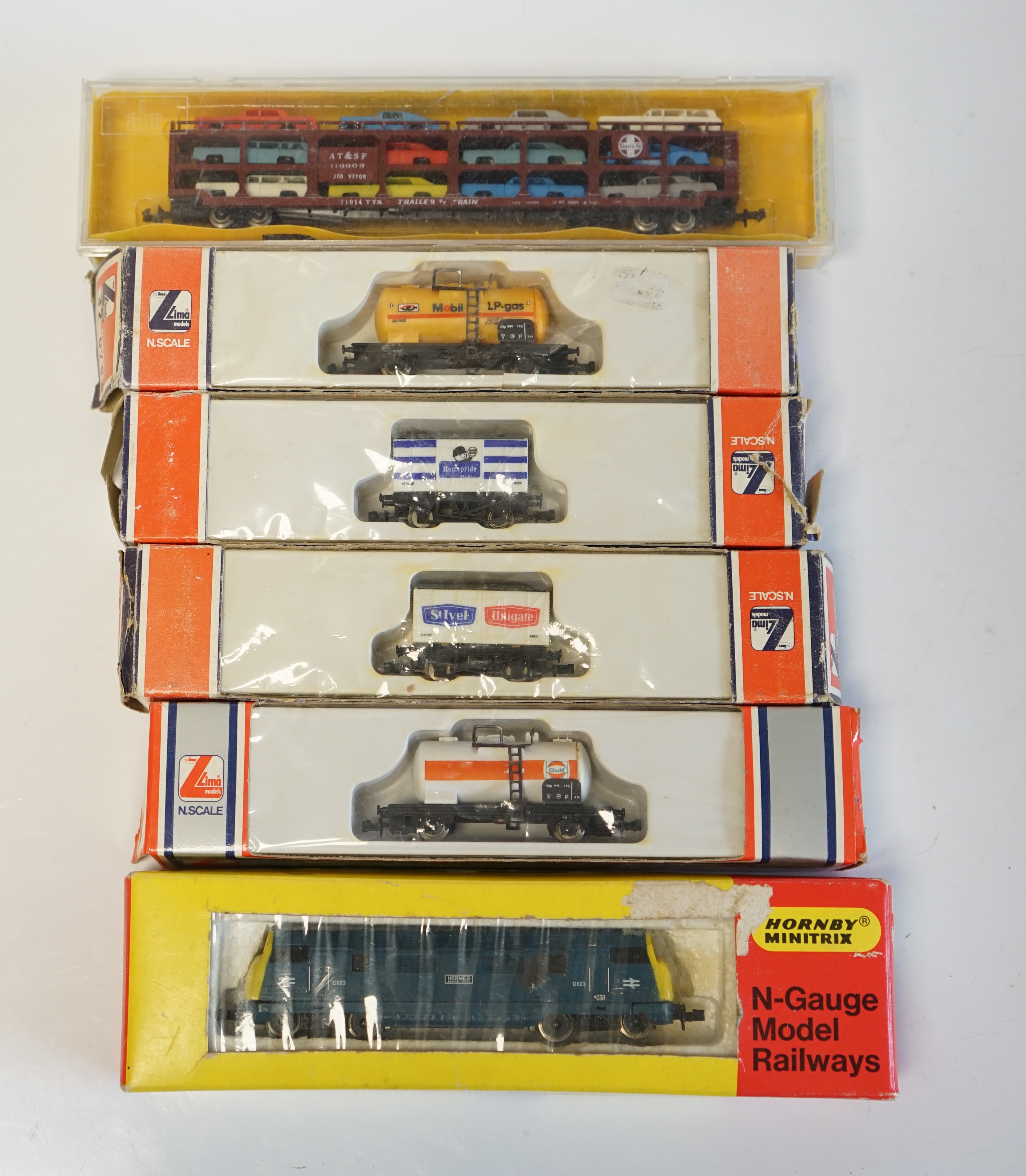 A quantity of N boxed gauge model railway by Graham Farish, Lima, Peco, etc., including five diesel locomotives, four in BR livery and one in Santa Fe livery, together with three Intercity corridor coaches, fourteen Brit